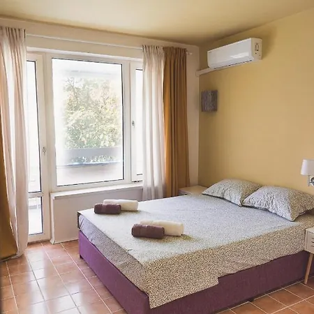 Amadina Garden Hotell *