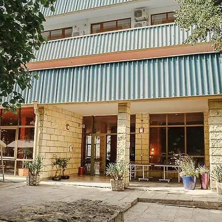 Amadina Garden Hotell Lozenets