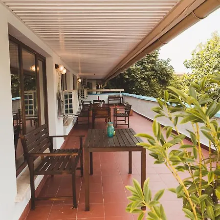 Amadina Garden Hotell Lozenets