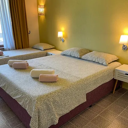 Amadina Garden * Lozenets