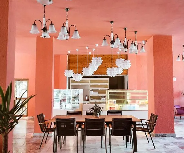 Amadina Garden * 로제넷츠