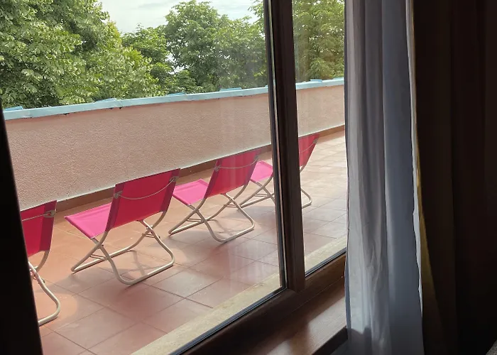 Amadina Garden 호텔 *