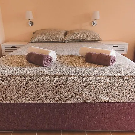 Hotel Amadina Garden Lozenets