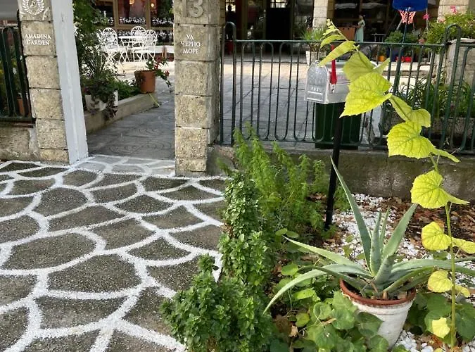 Amadina Garden Hotel